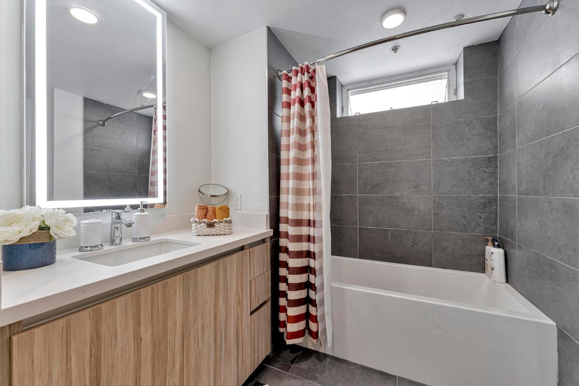 7 Large Down Town Santa Monica Apartment Los Angeles Dış mekan fotoğraf
